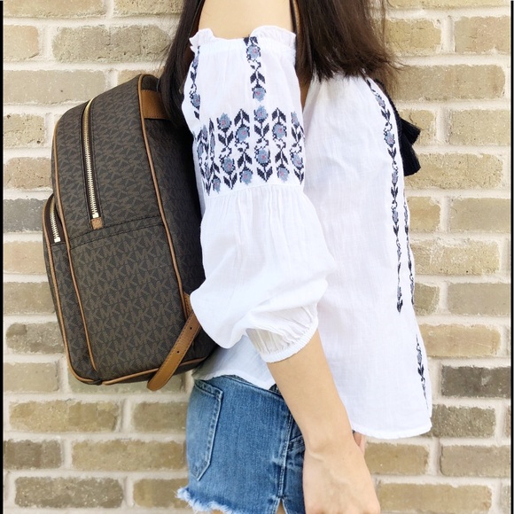 Gaby’sBags👜💕- NWT Michael Kors Large Backpack 🎒 - Picture 2 of 4